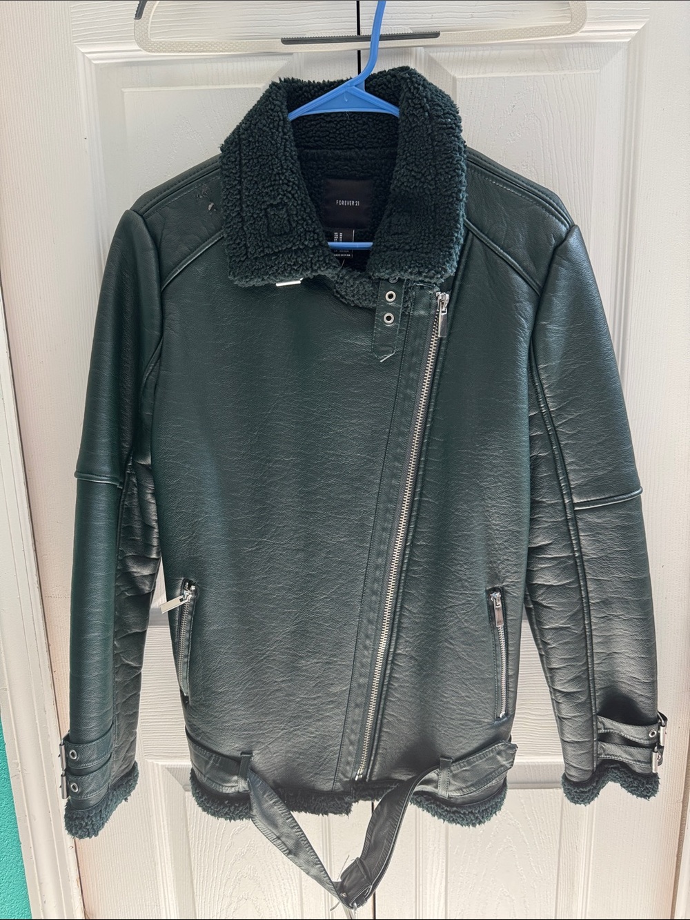 FOREVER 21 ..HUNTER GREEN FLEECE LINED BOMBER JACKET